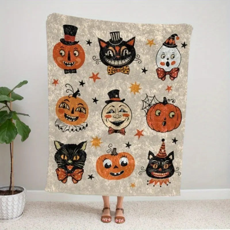 Vintage Style Black Cat Velvet Blanket